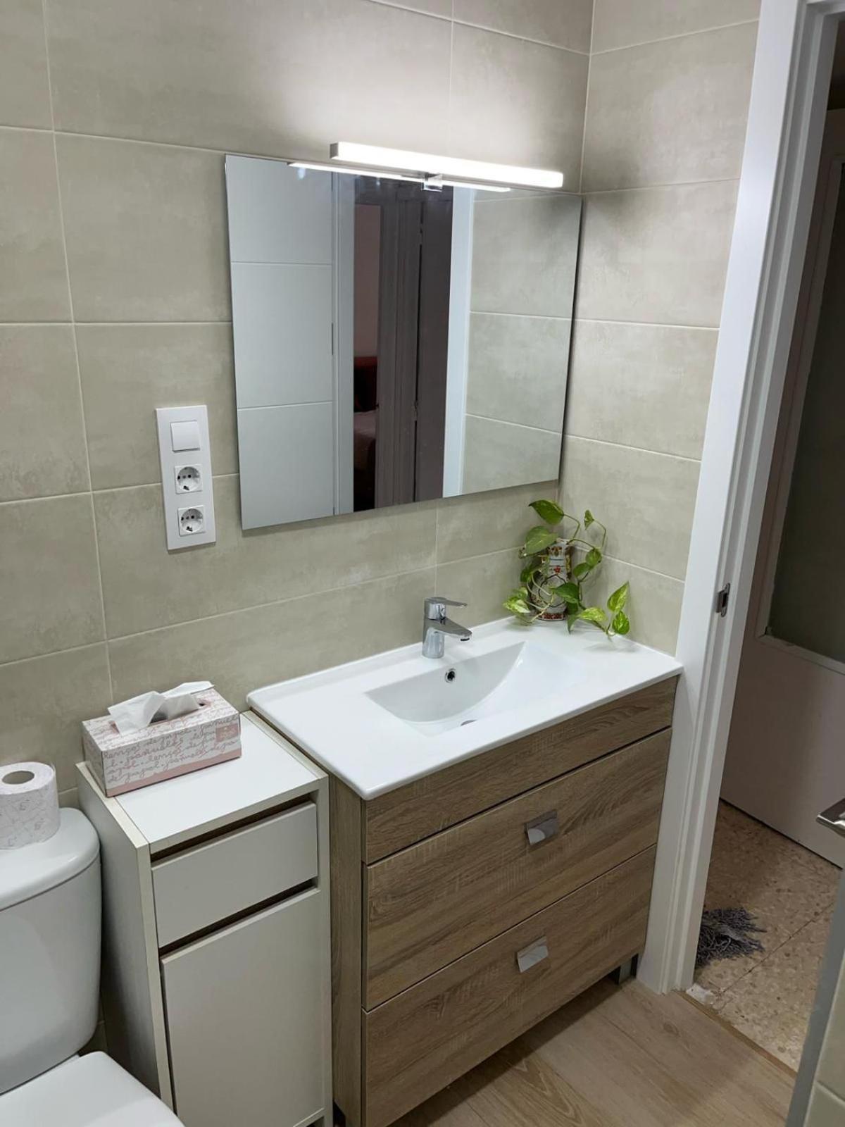 Cozy Apartment Next To Center إشبيلية المظهر الخارجي الصورة