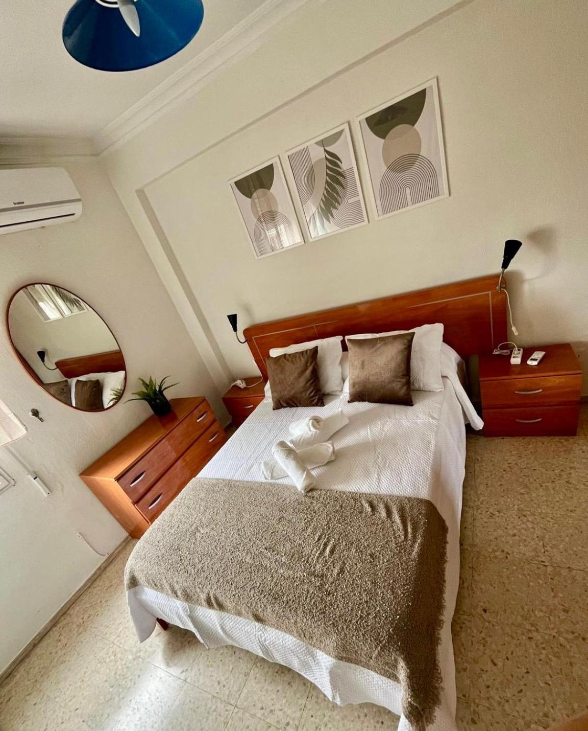 Cozy Apartment Next To Center إشبيلية المظهر الخارجي الصورة