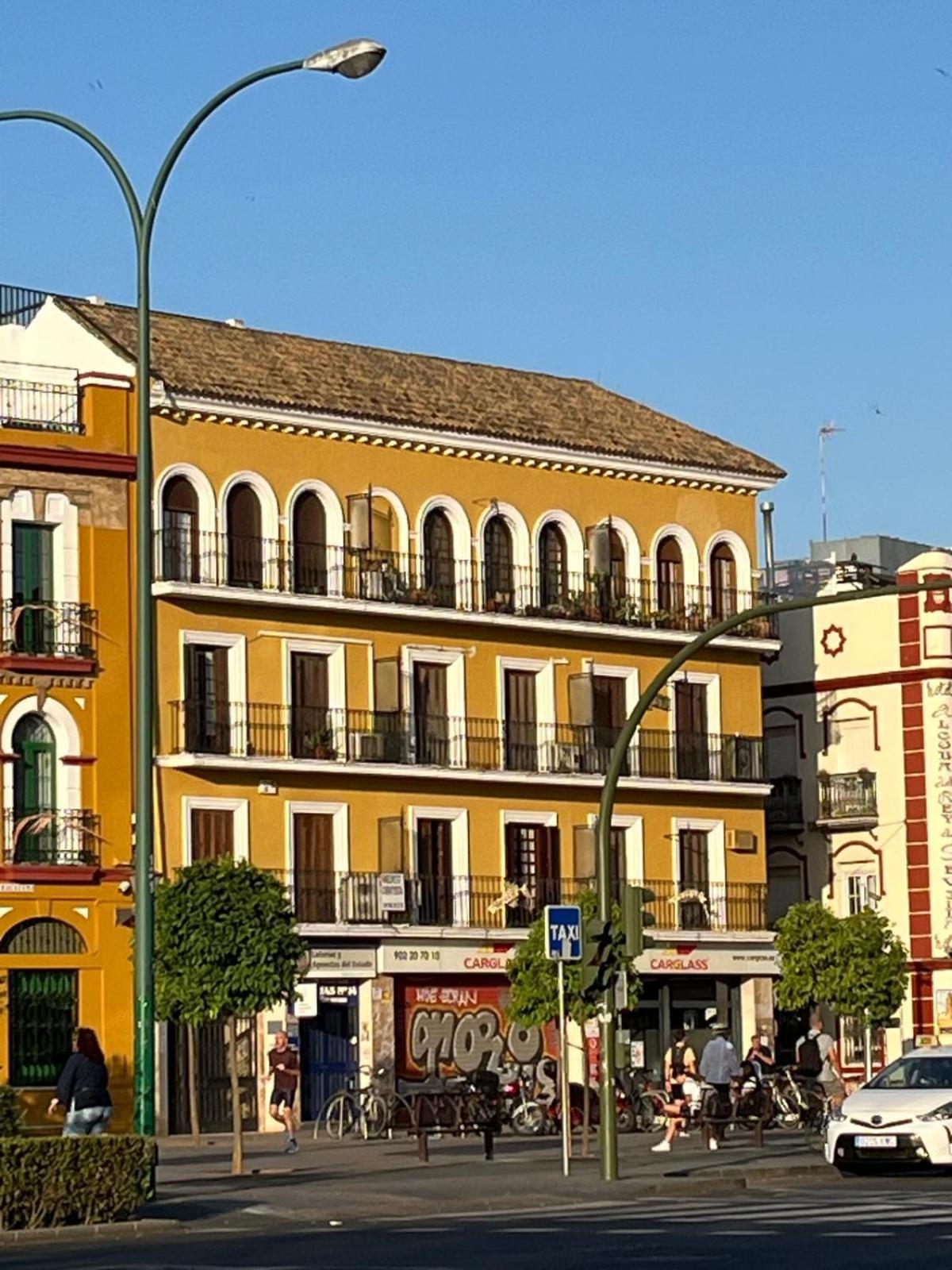 Cozy Apartment Next To Center إشبيلية المظهر الخارجي الصورة