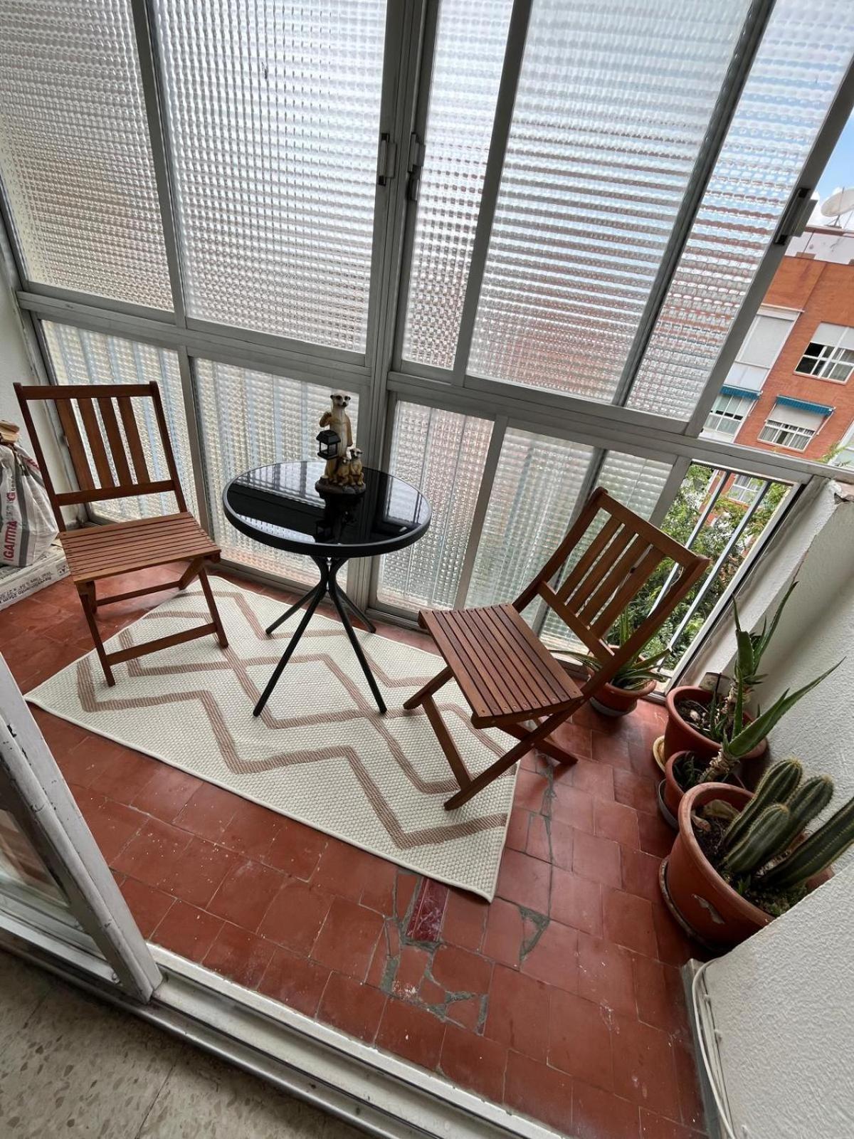 Cozy Apartment Next To Center إشبيلية المظهر الخارجي الصورة